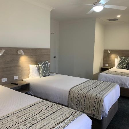 Hamilton Henry Parkes Motor Inn المظهر الخارجي الصورة