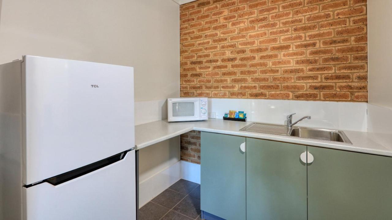 Hamilton Henry Parkes Motor Inn المظهر الخارجي الصورة