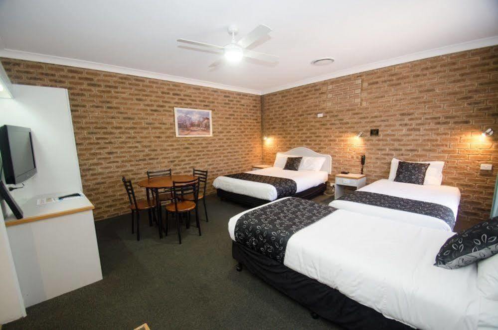 Hamilton Henry Parkes Motor Inn المظهر الخارجي الصورة
